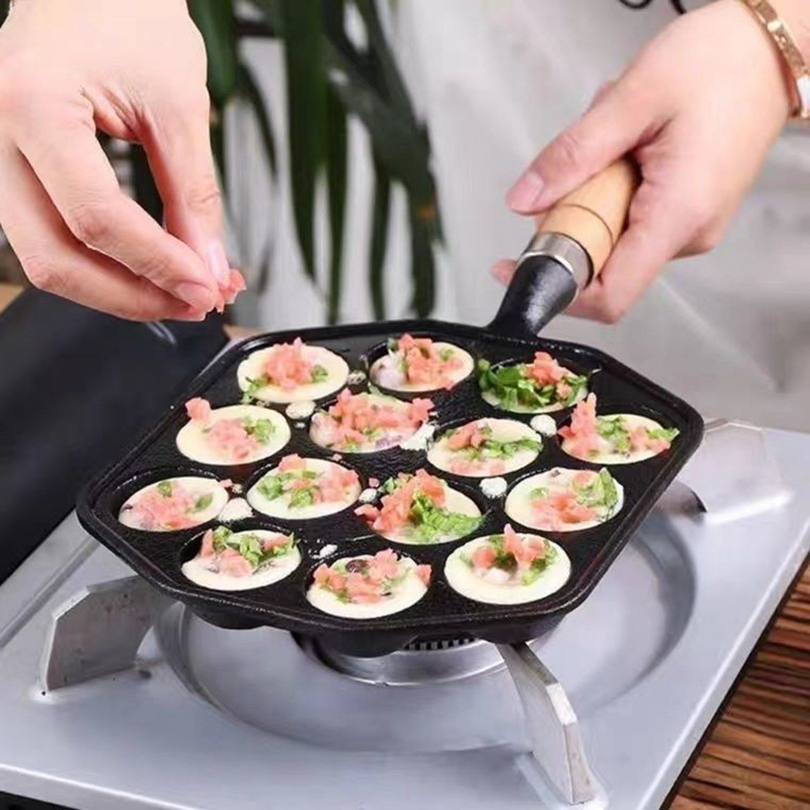 타코야끼 그릴 팬 청소가 쉬운 주철 문어 미트볼 몰드  - Takoyaki Grill Plate 리뷰 및 가격
